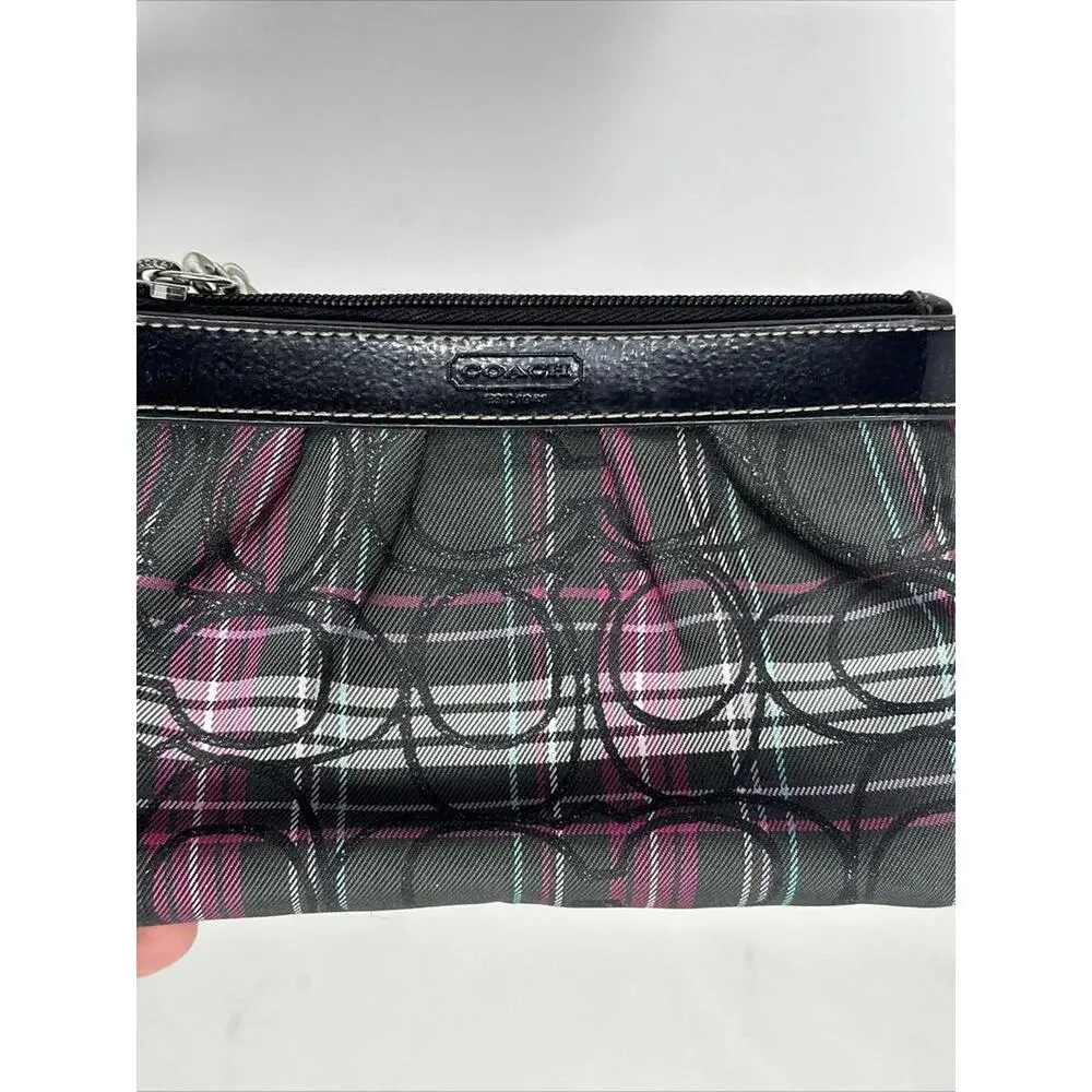 Coach Multi-Pocket Red/Black Signature Tartan Universal Pouch Wristlet A++ - Picture 4 of 8